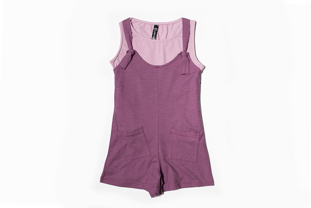 SET One-Piece Shorts With Inner Sleeveless Blouse
