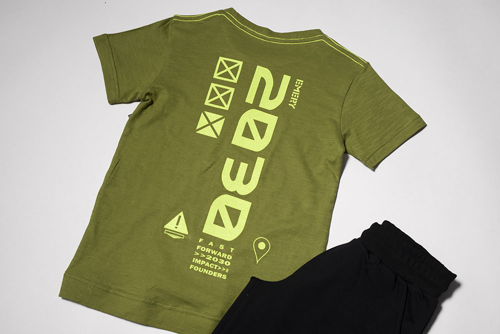 SET Blouse and Bermuda Shorts "Forward 2030"