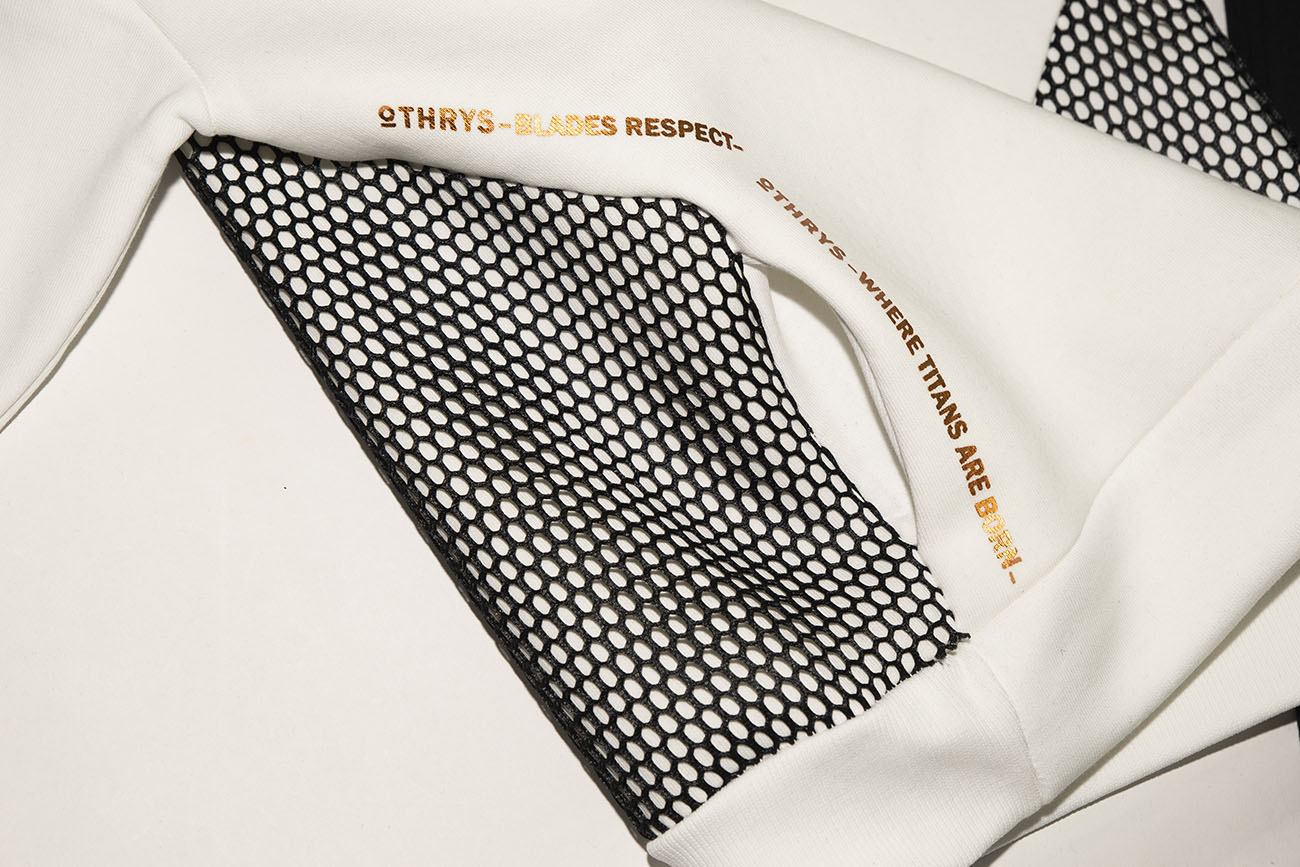 ΕΚΡΟΥ ΣΕΤ ΖΑΚΕΤΑ ΜΕ ΚΟΥΚΟΥΛΑ "OTHRYS TITANS"