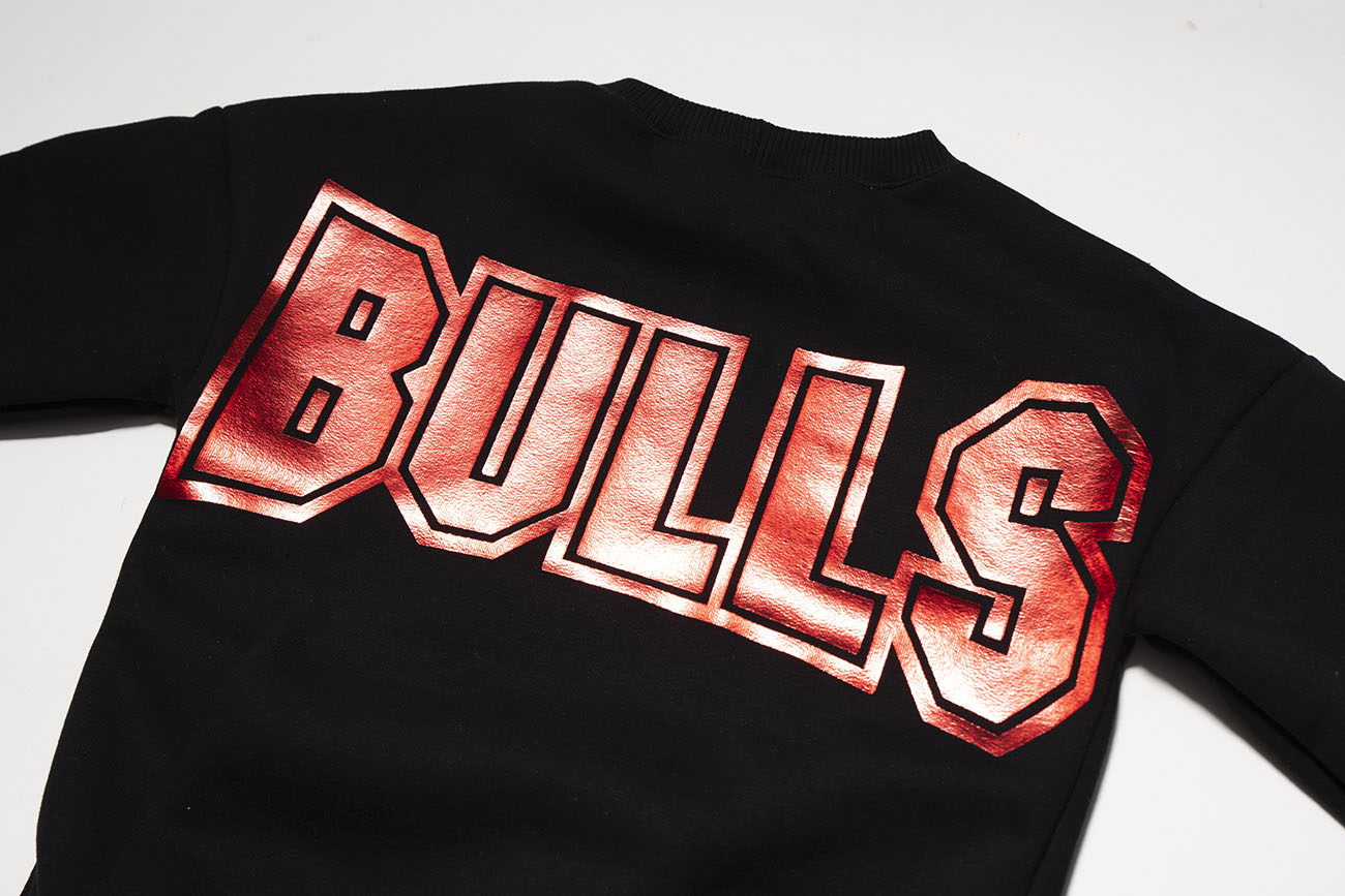 Черный трикотажный комплект "BULLS"