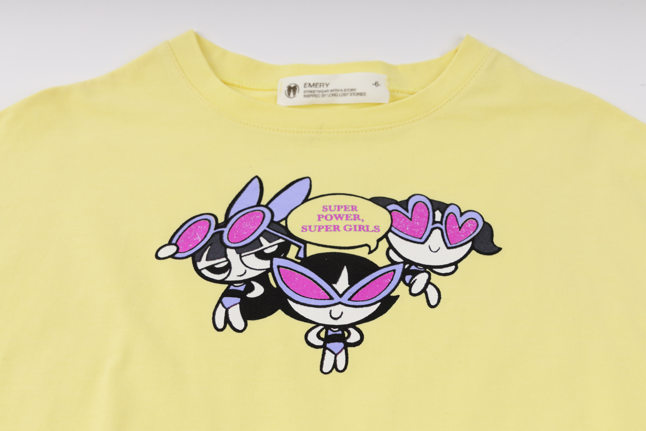 Комплект из кроп-топа и шорт "Power Girls"