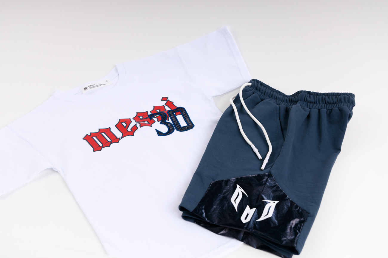 Комплект из блузки и шорт-бермуд "MESSI"